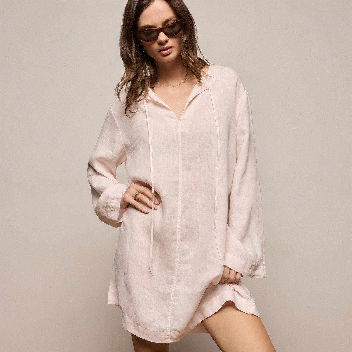 Lightweight Linen Tunic Dress in Light Rose Quartz Pigment | James Perse Los Angeles