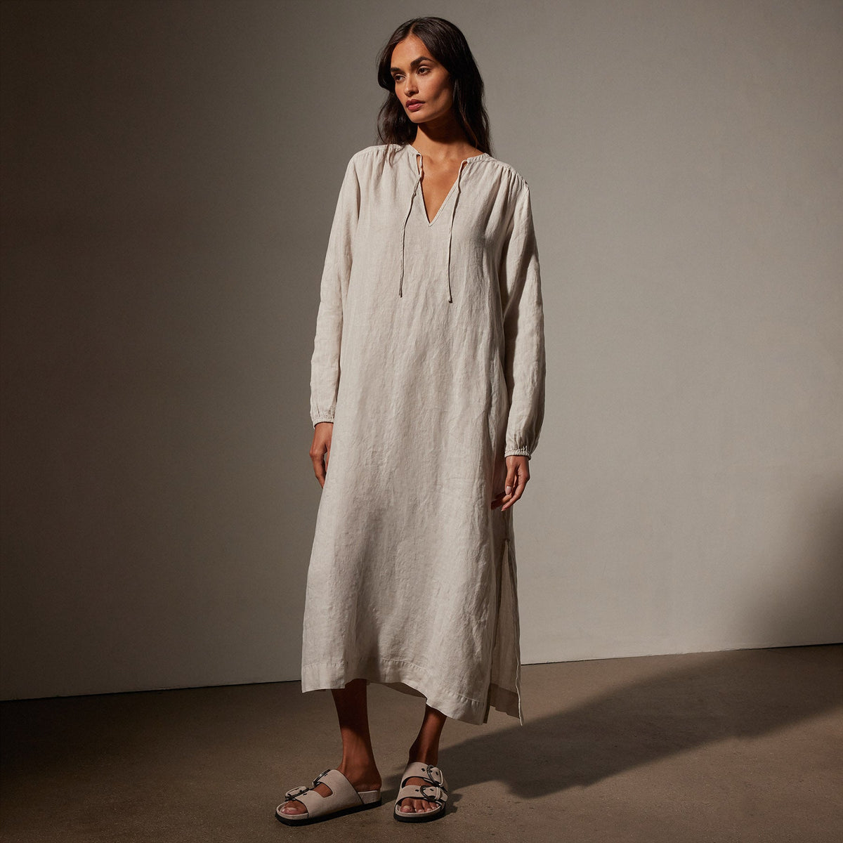 Lightweight Linen Dress in Salt Pigment | James Perse Los Angeles