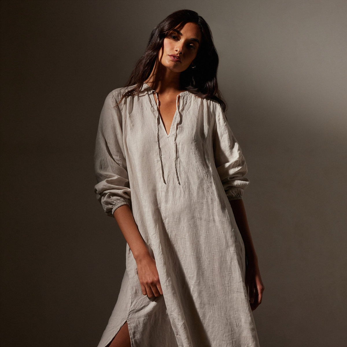Lightweight Linen Dress in Salt Pigment | James Perse Los Angeles