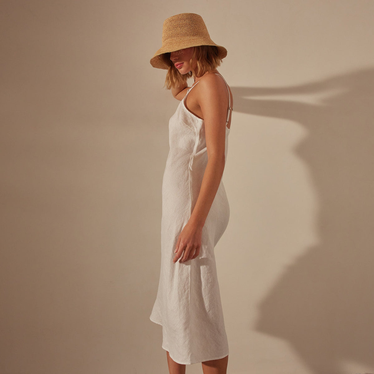 Lightweight Linen Cami Dress in White | James Perse Los Angeles