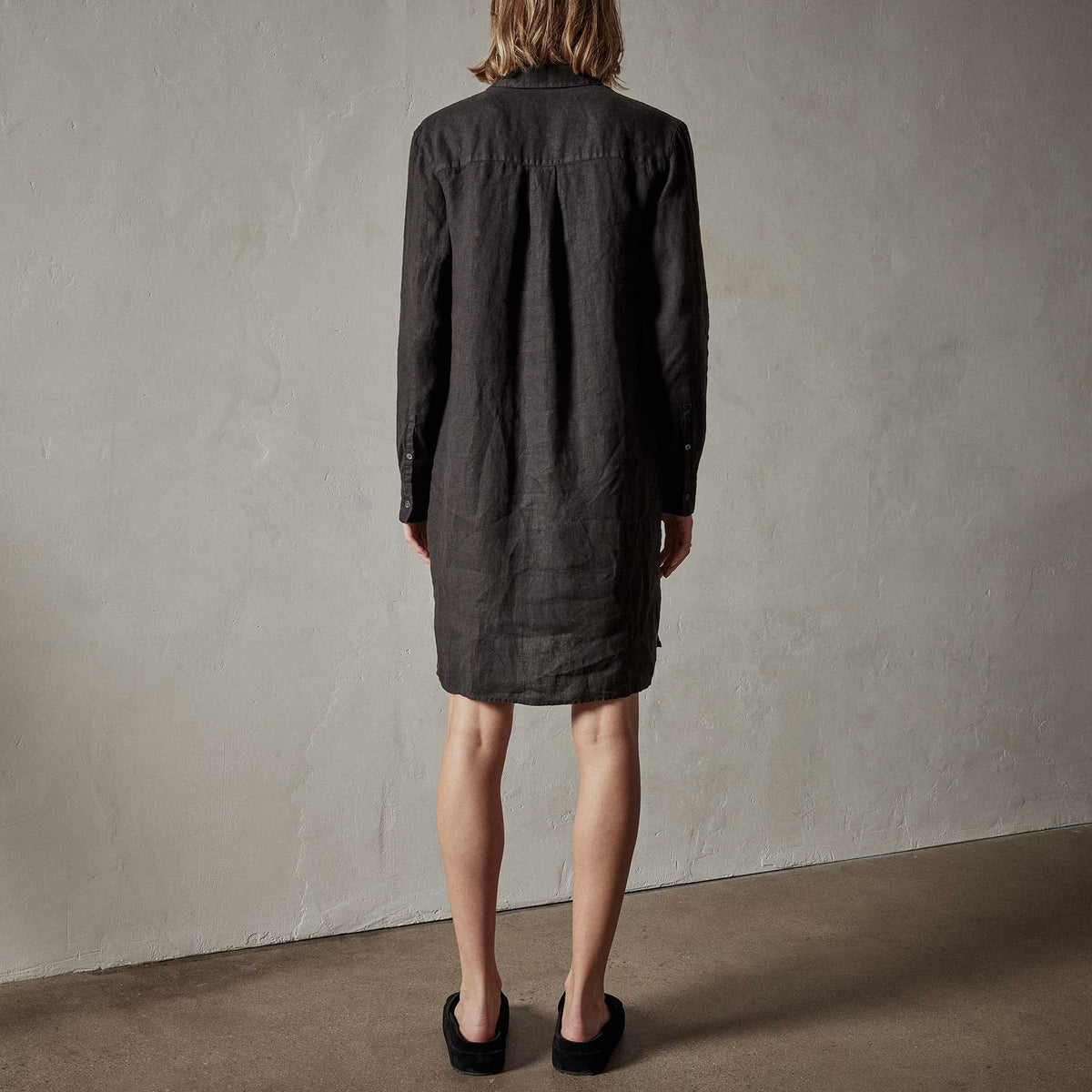 Lightweight Linen Shirt Dress in Black | James Perse Los Angeles