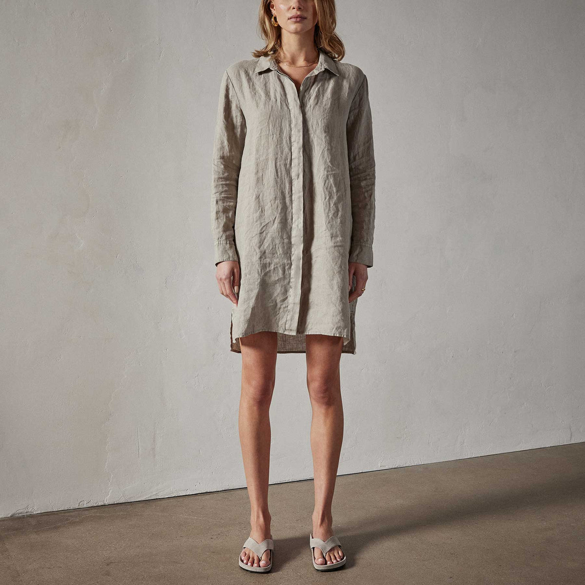 Lightweight Linen Shirt Dress in Silt Pigment | James Perse Los Angeles