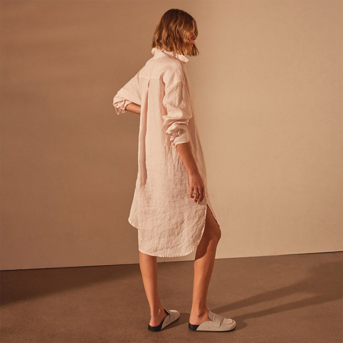 Linen Shirt Dress in Zephyr Pigment | James Perse Los Angeles