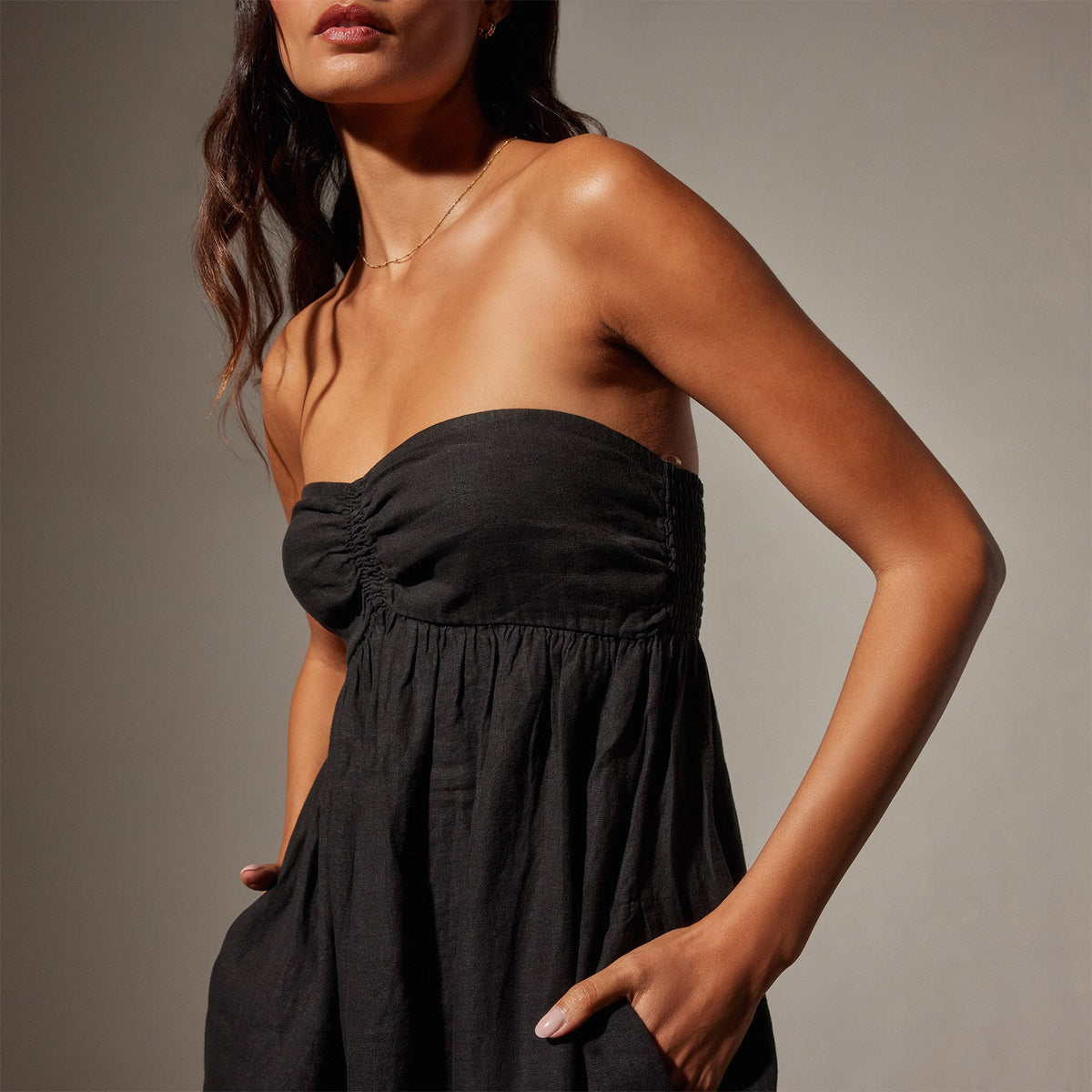 Linen Gathered Tube Dress in Black | James Perse Los Angeles