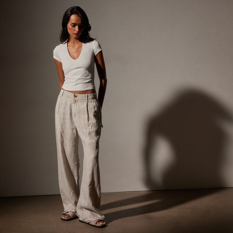 Garment DyedLinen Pleated Pant in Salt Pigment | James Perse in Los Angeles