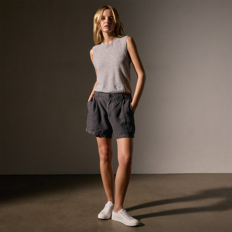 Linen Pleated Short in Magma Pigment | James Perse Los Angeles
