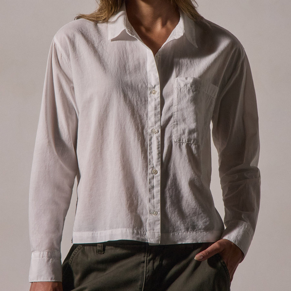 Long Sleeve Light Shirt in White | James Perse Los Angeles