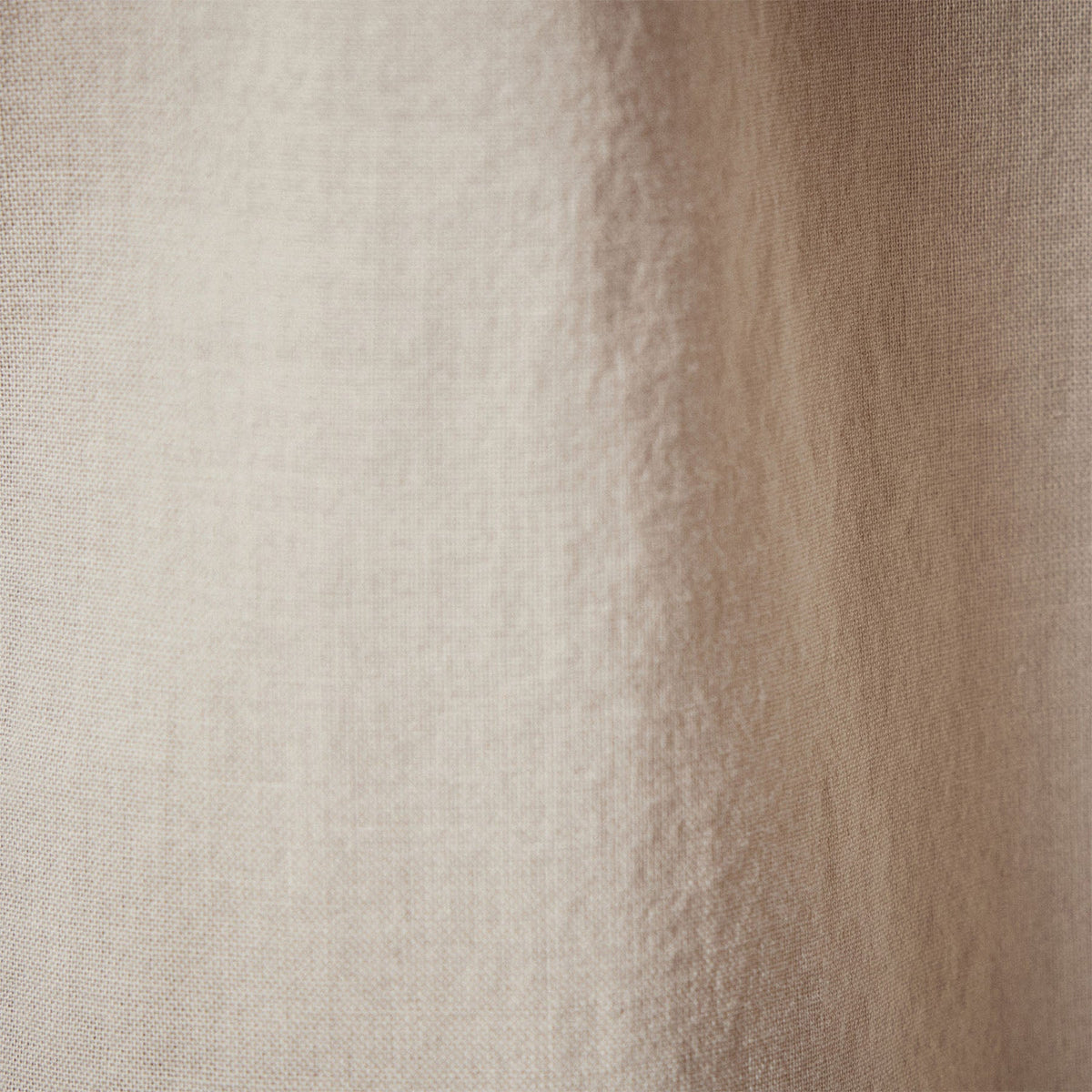 Lightwght Cotton Pullover Shirt in Toast Pigment | James Perse Los Angeles