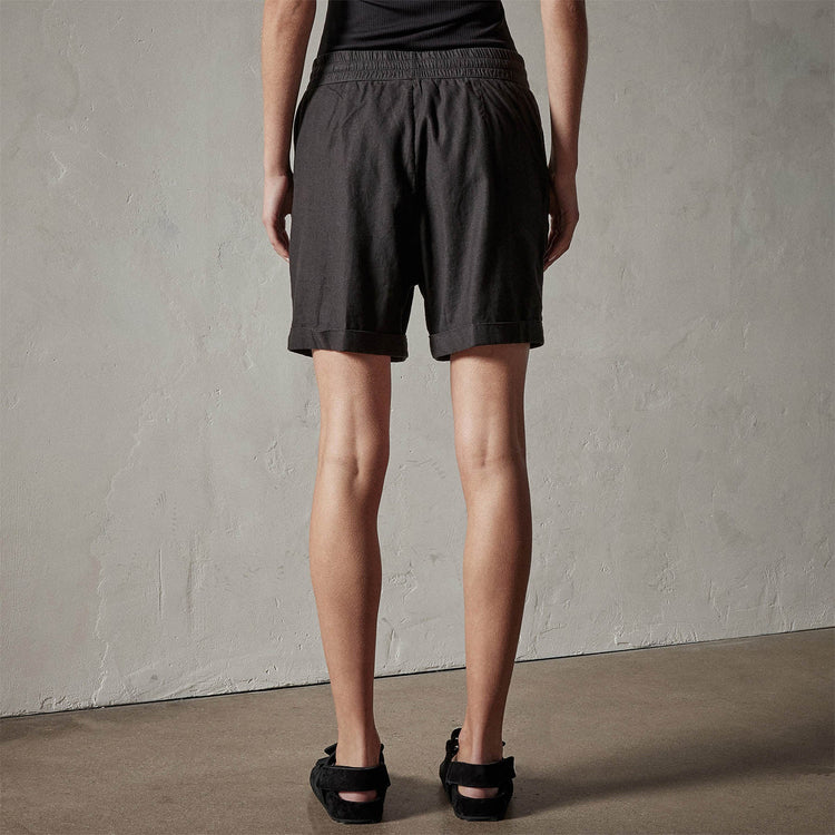 Canyon Linen Blend Short in Black | James Perse Los Angeles