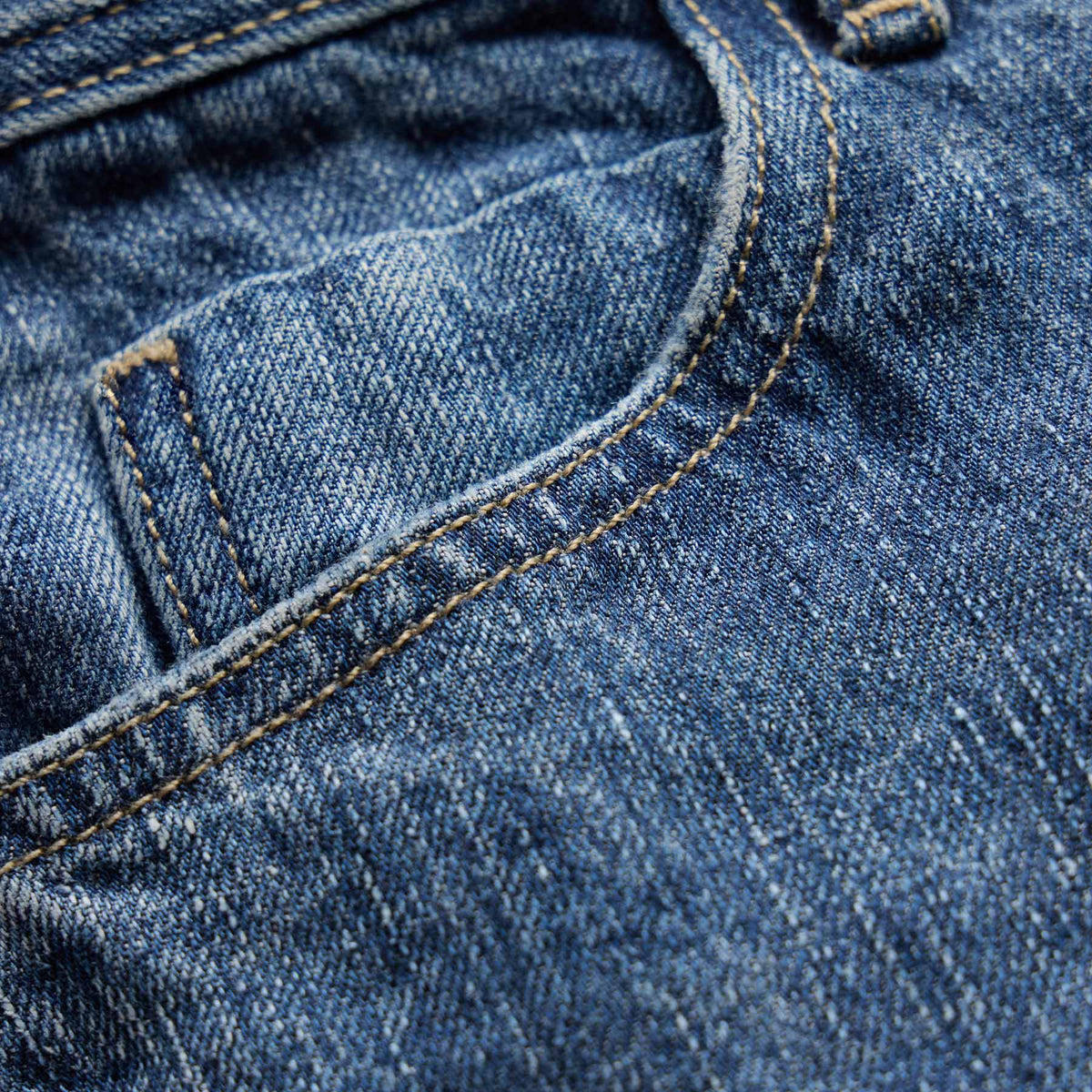 Linen Denim Relaxed Pant In Medium Wash | James Perse Los Angeles