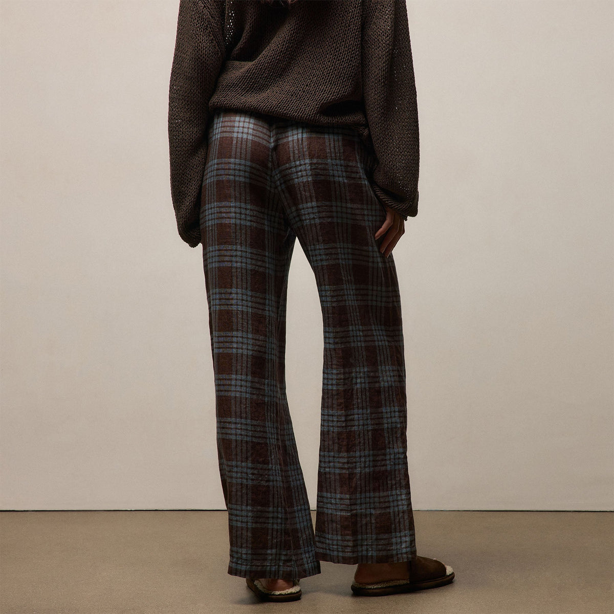 Plaid Linen Beach Pant in Plum Plaid | James Perse Los Angeles