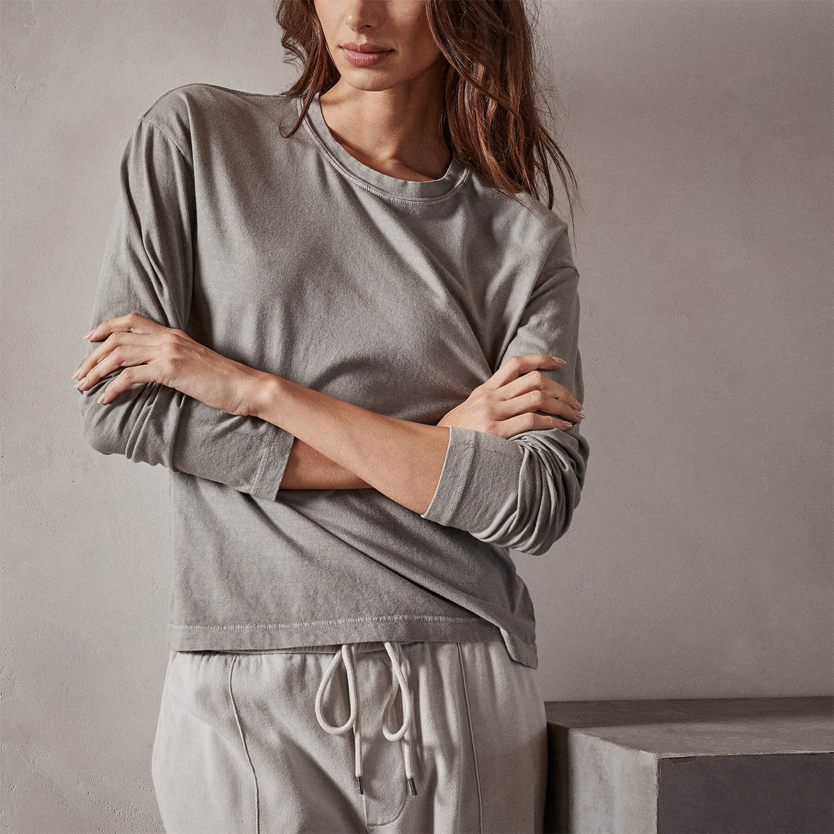 Vintage Boxy Tee in Concrete Pigment | James Perse Los Angeles