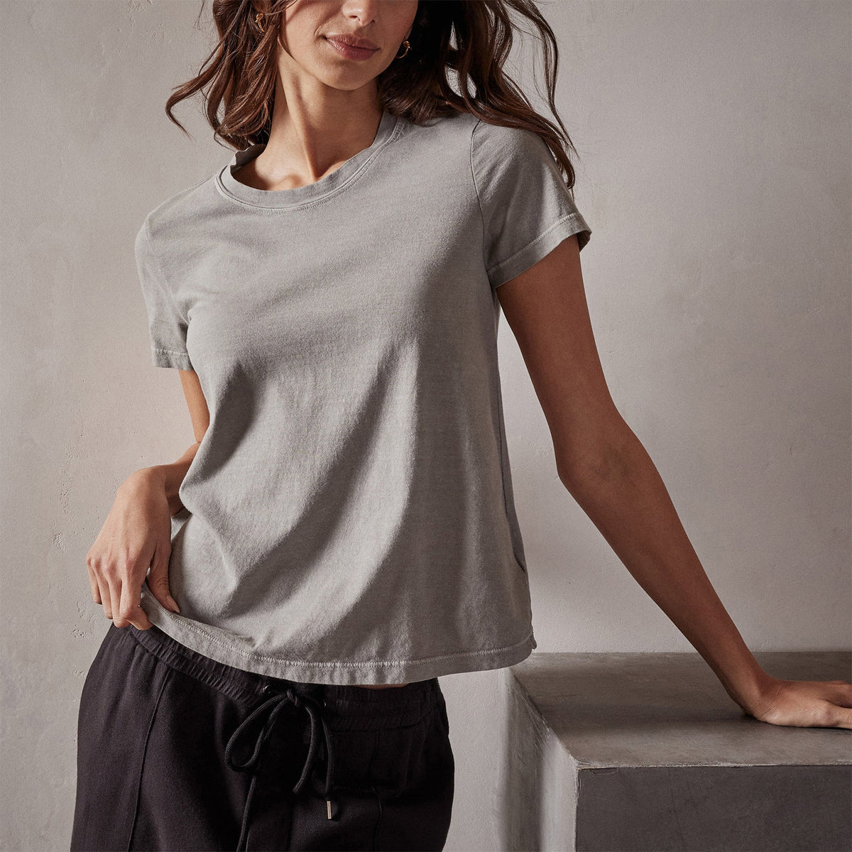 Vintage Little Boy Tee in Concrete Pigment | James Perse Los Angeles