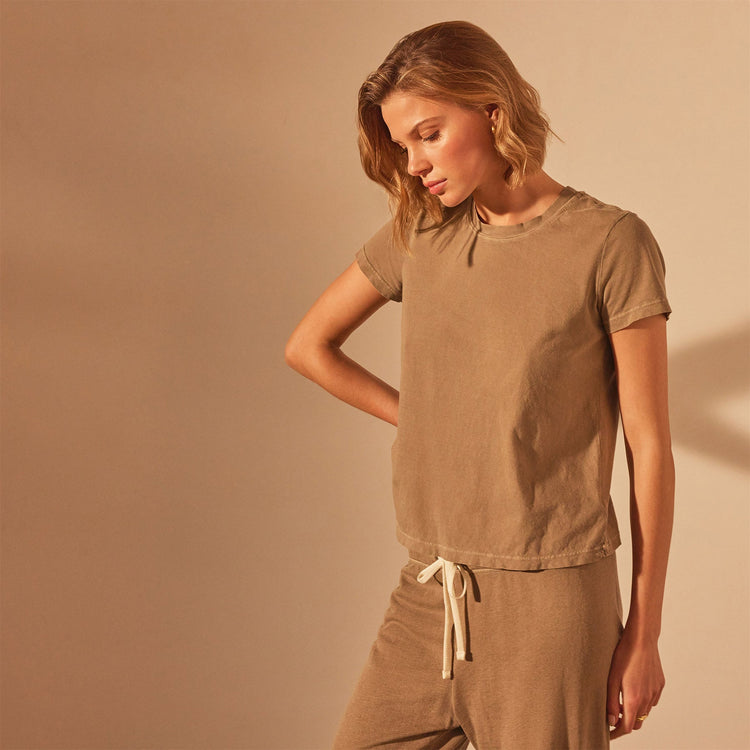 Vintage Little Boy Tee in Cashew Pigment | James Perse Los Angeles