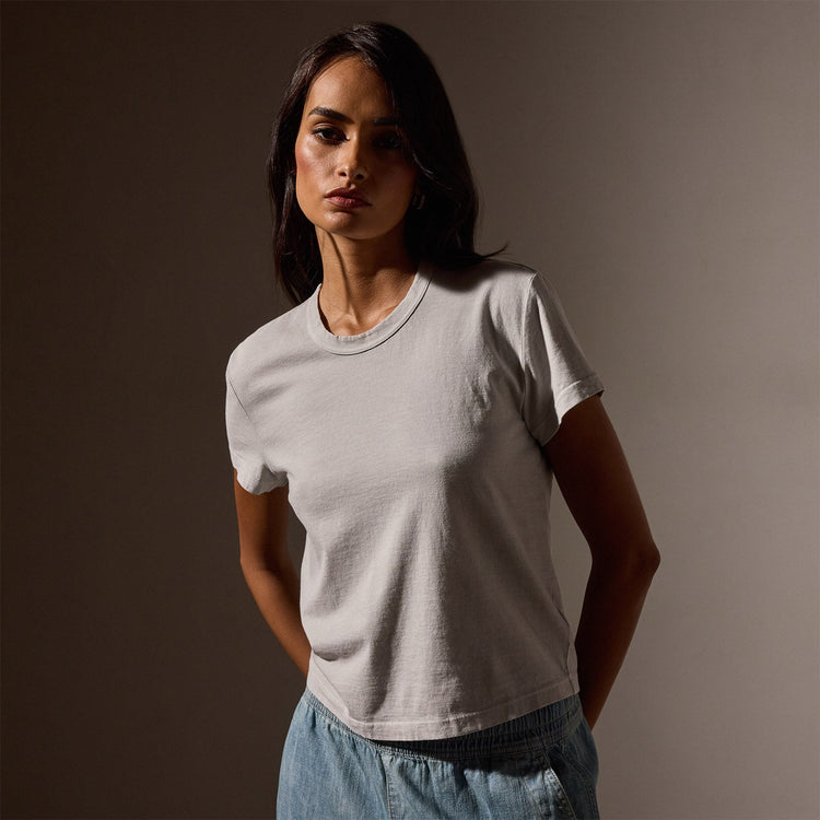 Shrunken Crew Neck Tee in Salt Pigment | James Perse Los Angeles