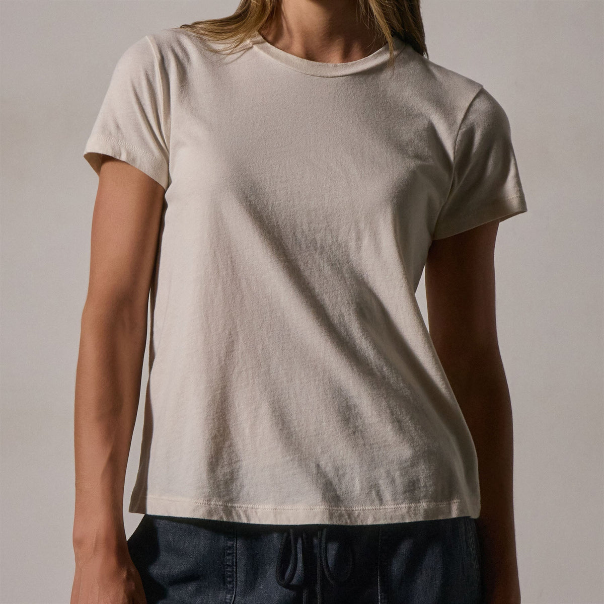 Vintage Little Boy Tee in Canvas | James Perse Los Angeles