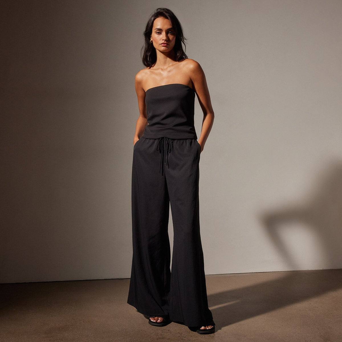 Lightweight Matte Satin Wide Leg Pant in Black | James Perse Los Angeles