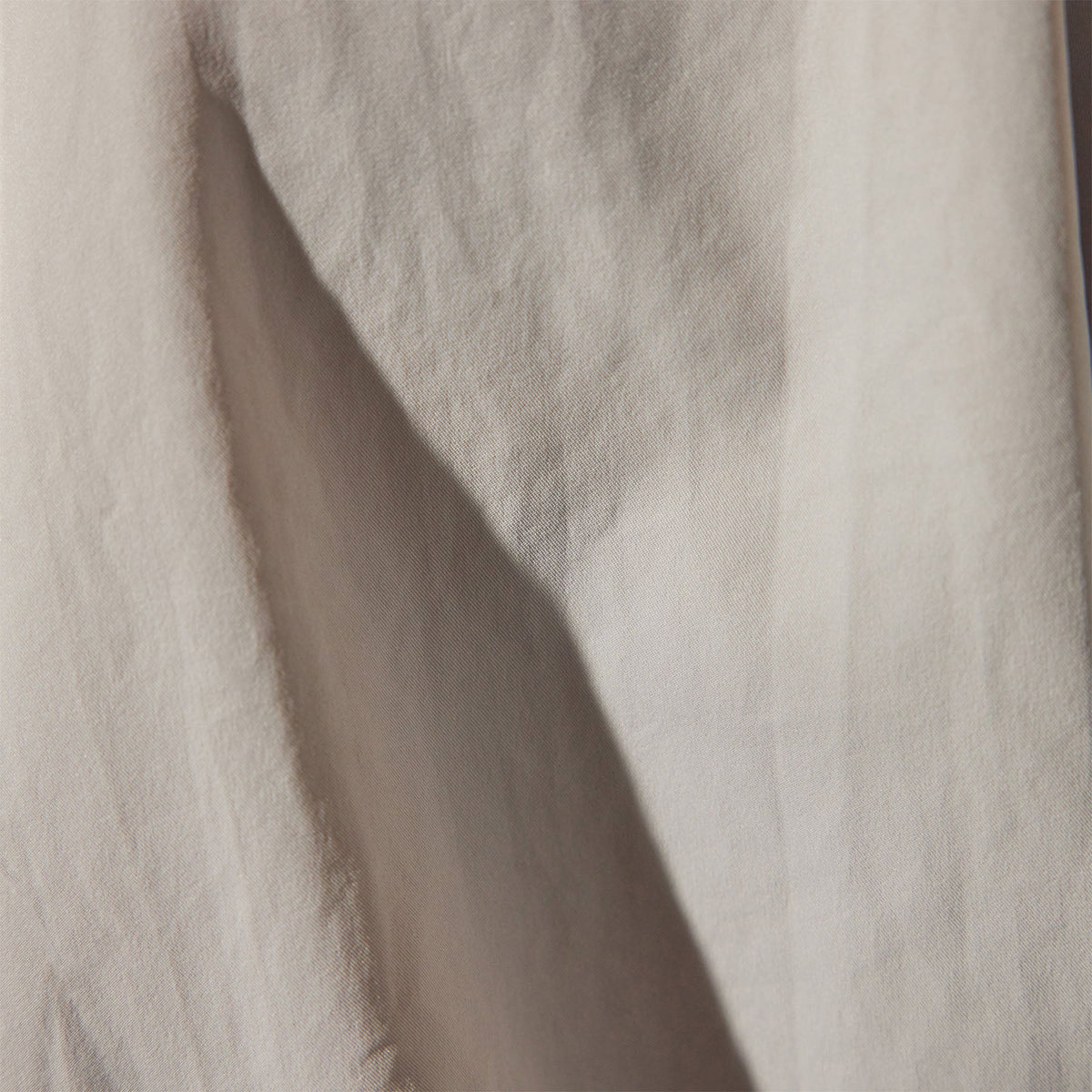 Oversized Matte Poly Wde Leg Pant in Salt | James Perse Los Angeles