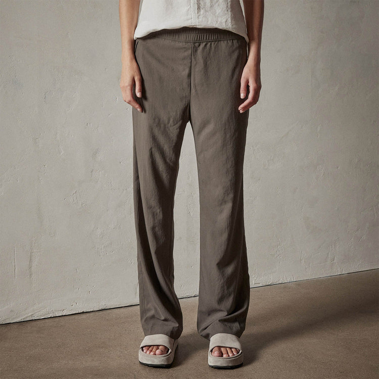 Monterey Trouser in Platoon | James Perse Los Angeles