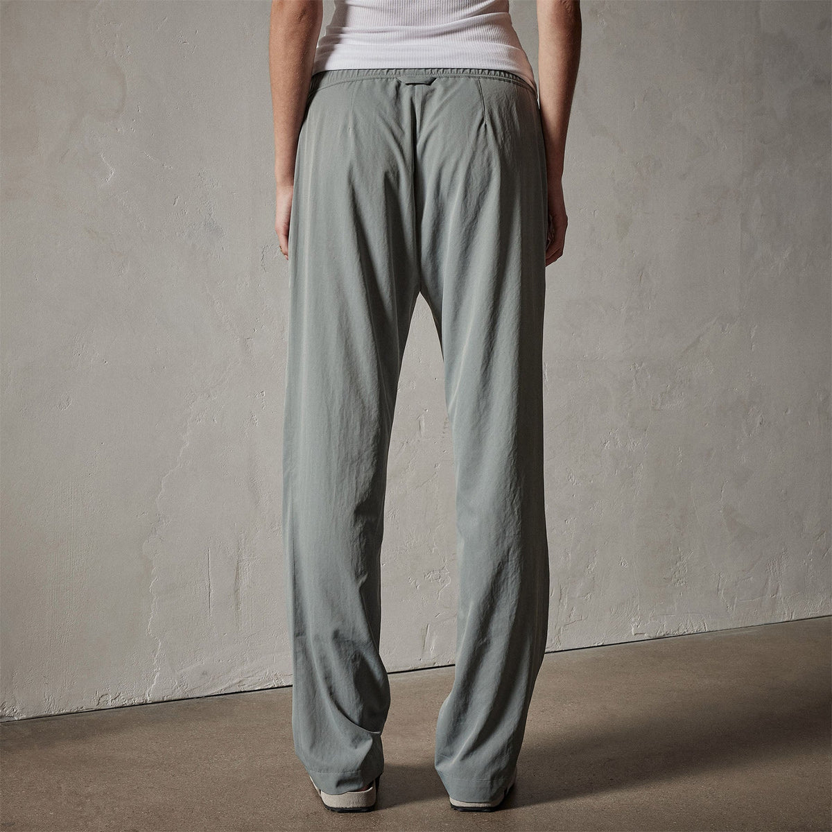 Monterey Trouser in Signet | James Perse Los Angeles
