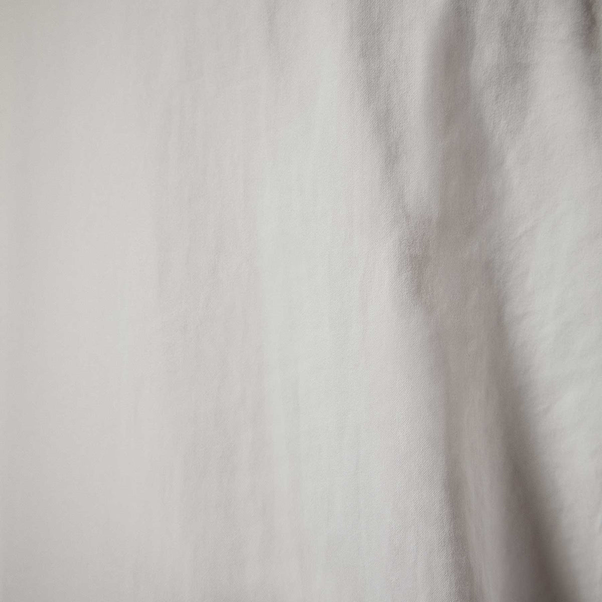 Fluid Lightweight Trouser in White | James Perse Los Angeles 