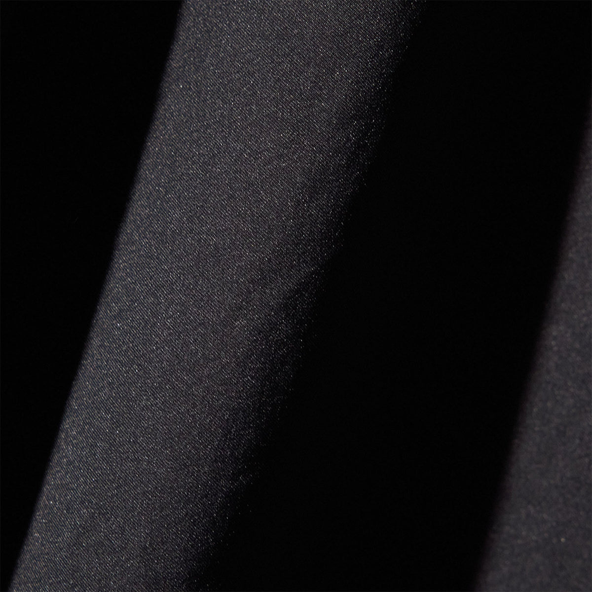 Lightweight Matte Poly Shell Top in Black | James Perse Los Angeles