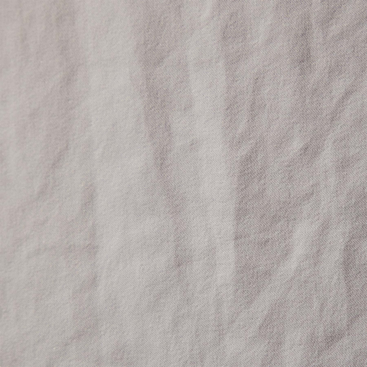 Lightweight Matte Sateen Short in White | James Perse in Los Angeles