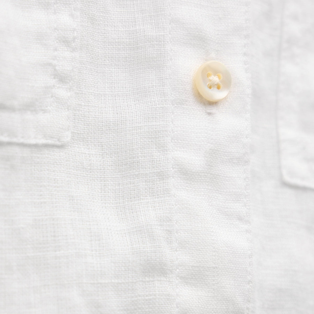 Linen Cropped Pocket Shirt in White | James Perse Los Angeles
