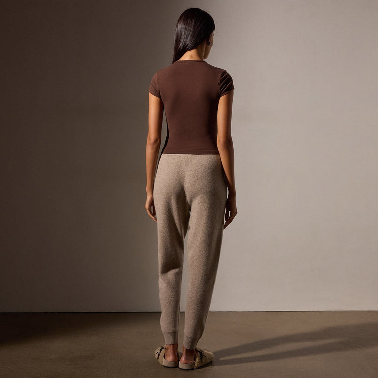 Stretch Lotus Deep V Short Sleeve Tee in Americano | James Perse Los Angeles