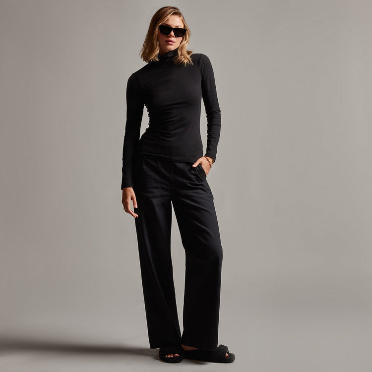 Stretch Rib Funnel Neck Long Sleeve Top in Black | James Perse Los Angeles