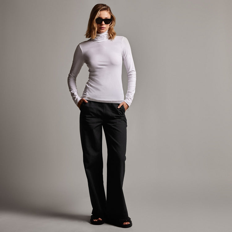 Stretch Rib Funnel Neck Long Sleeve Top in White | James Perse Los Angeles