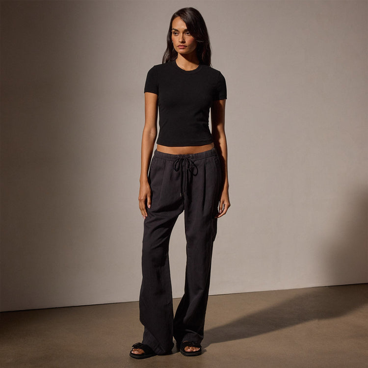 Lotus Sretch Rib Short Sleeve Sport Tee in Black | James Perse Los Angeles