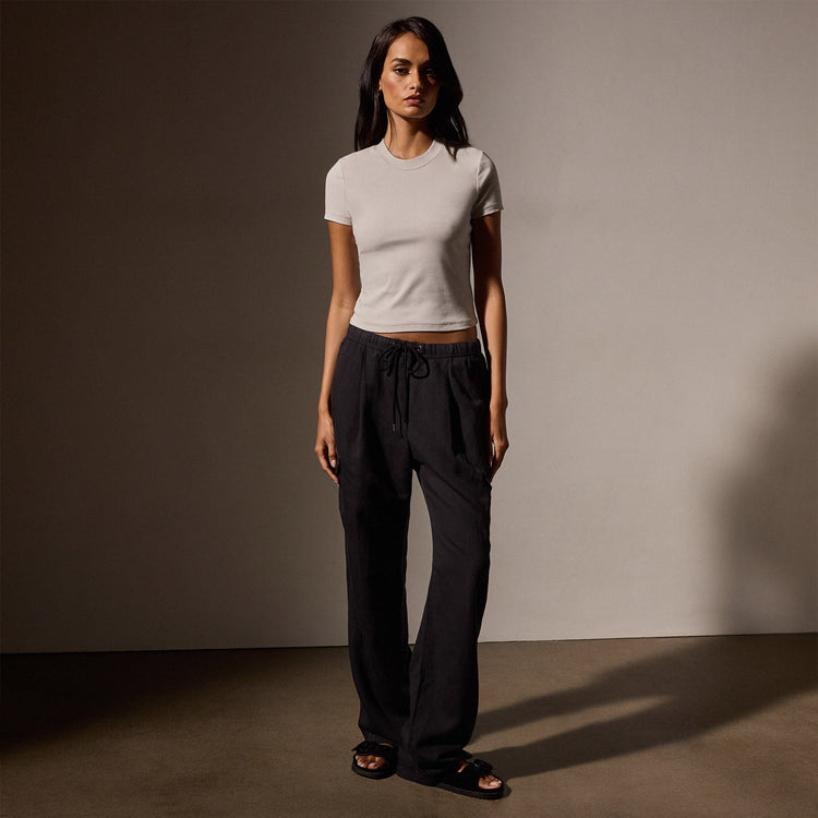 Lotus Sretch Rib Short Sleeve Sport Tee in Salt | James Perse Los Angeles