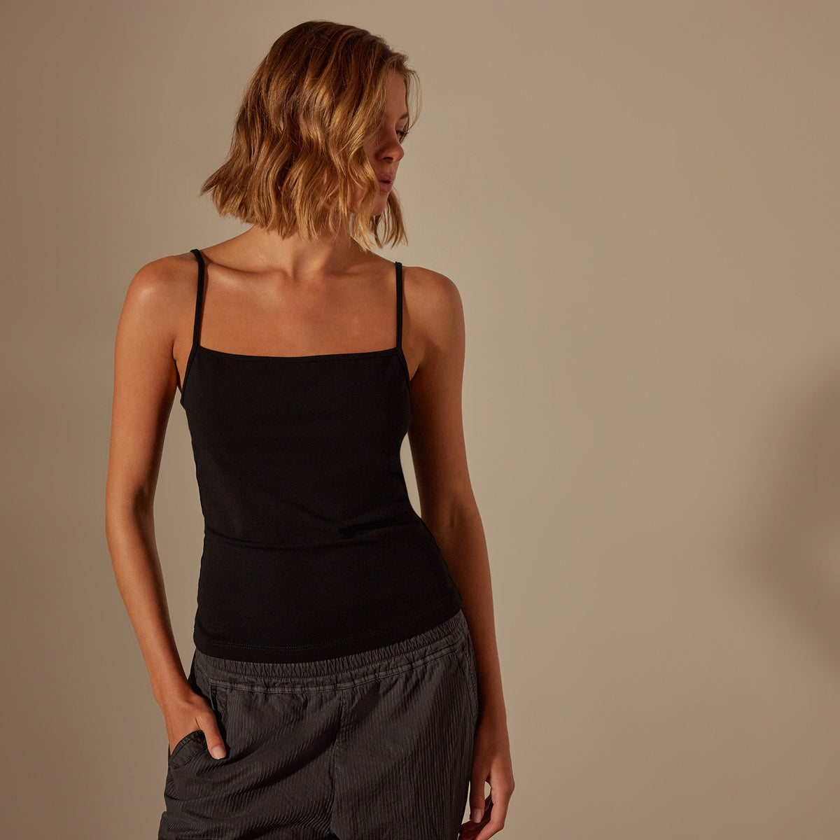 Lotus Rib Camisole in Black | James Perse Los Angeles