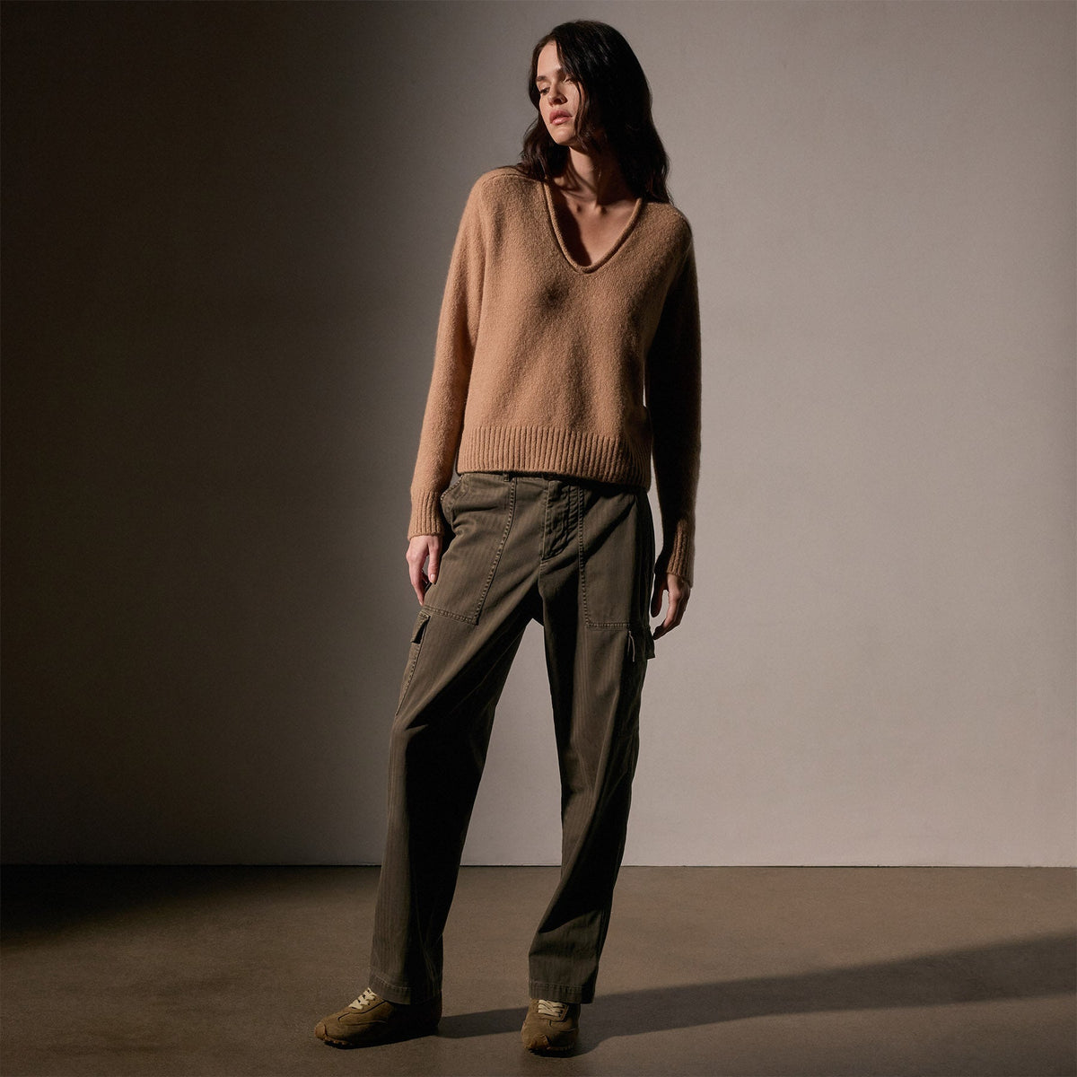 Cashmere Soft V Sweater  in Camel | James Perse Los Angeles