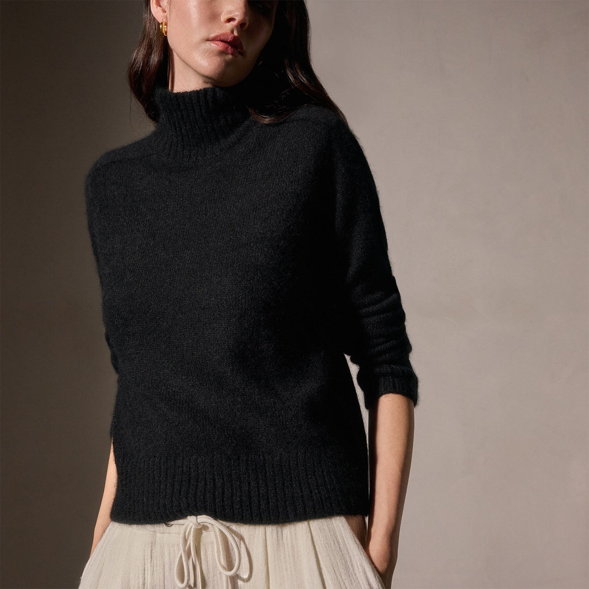 Cashmere Funnel Neck Sweater  in True Black | James Perse Los Angeles