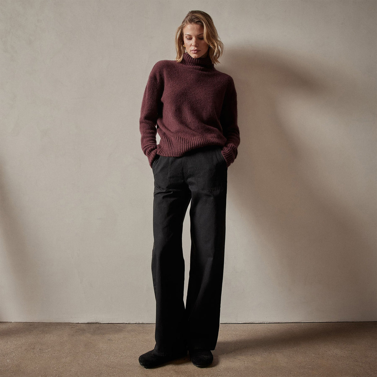 Mid Gauge Funnel Neck Sweater in Cordova | James Perse Los Angeles