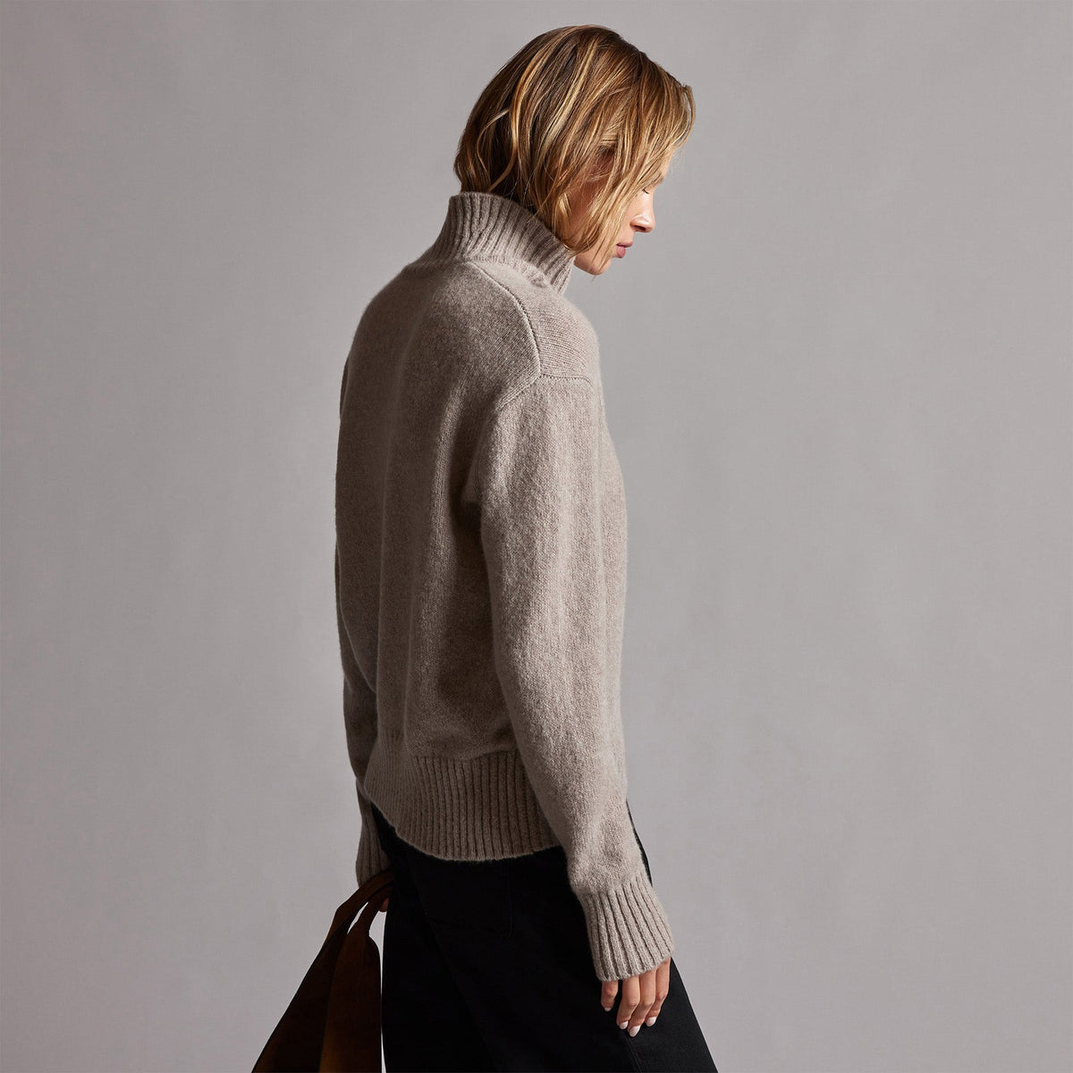 Mid Gauge Funnel Neck Sweater in Silver Wheat | James Perse Los Angeles
