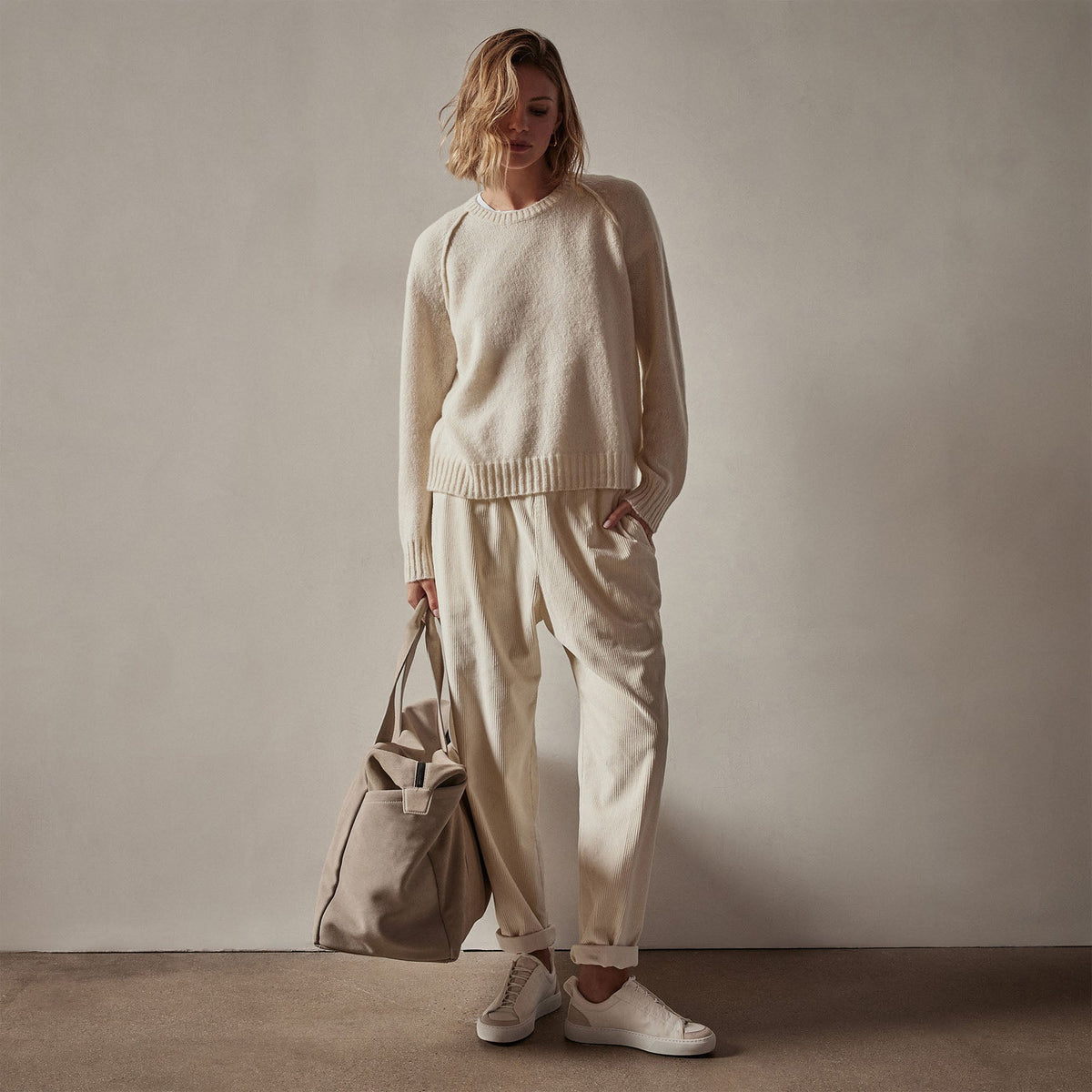 Cashmere Crew Sweater in Ivory | James Perse Los Angeles