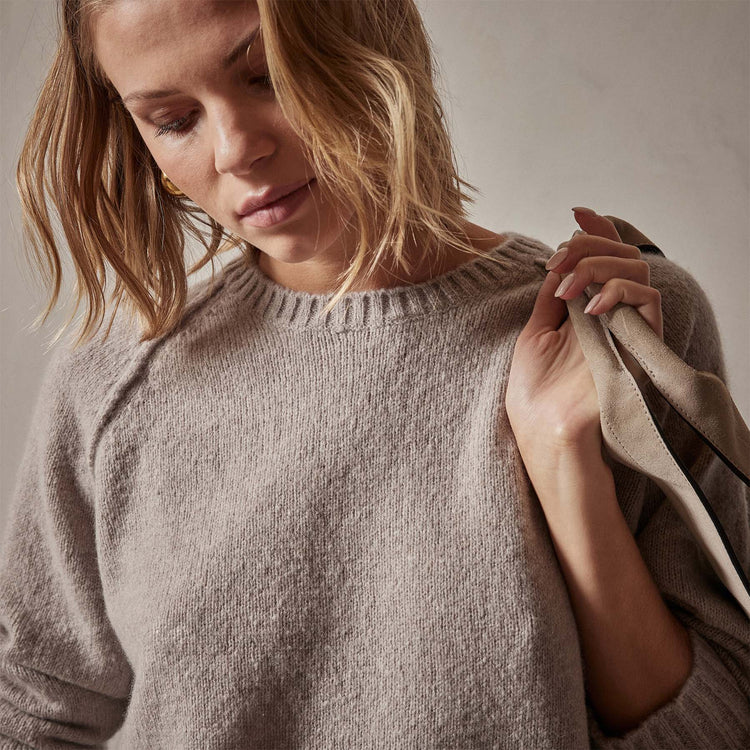 Cashmere Crew Sweater in Silver Wheat | James Perse Los Angeles