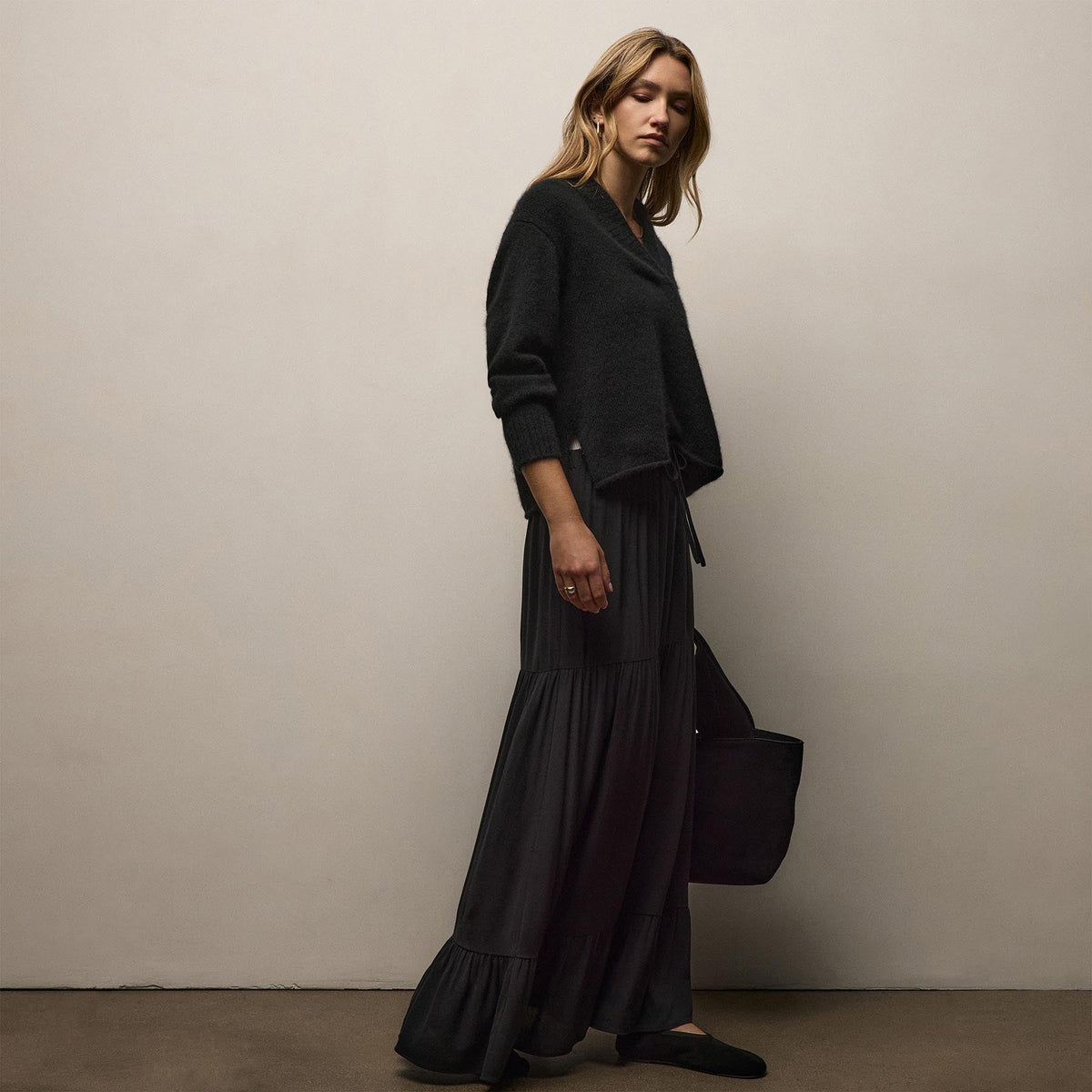 Luxe Viscose Wool Layer Skirt in Black | James Perse Los Angeles