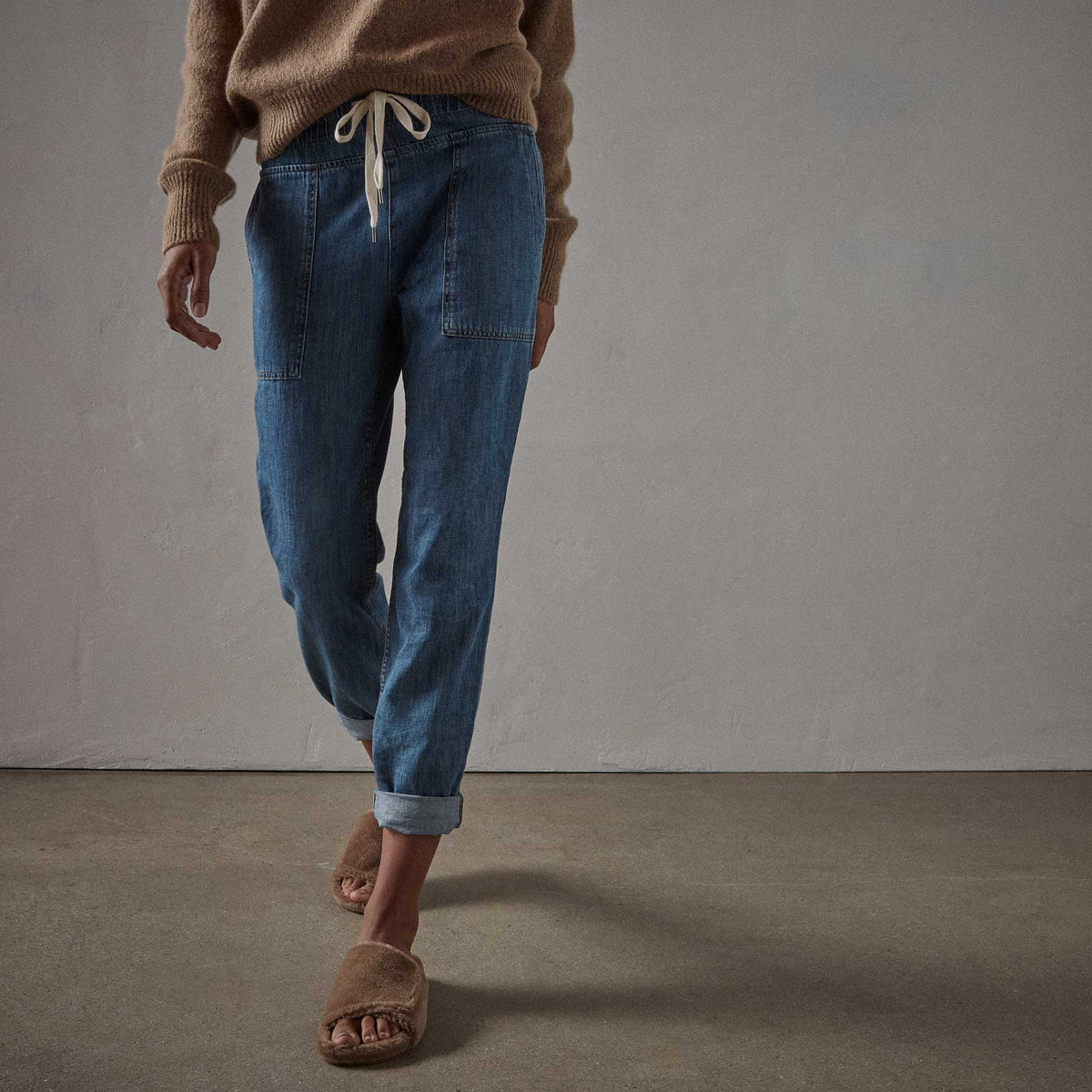 Lightweight Denim Contrast Pant - Blue Denim | James Perse Los Angeles