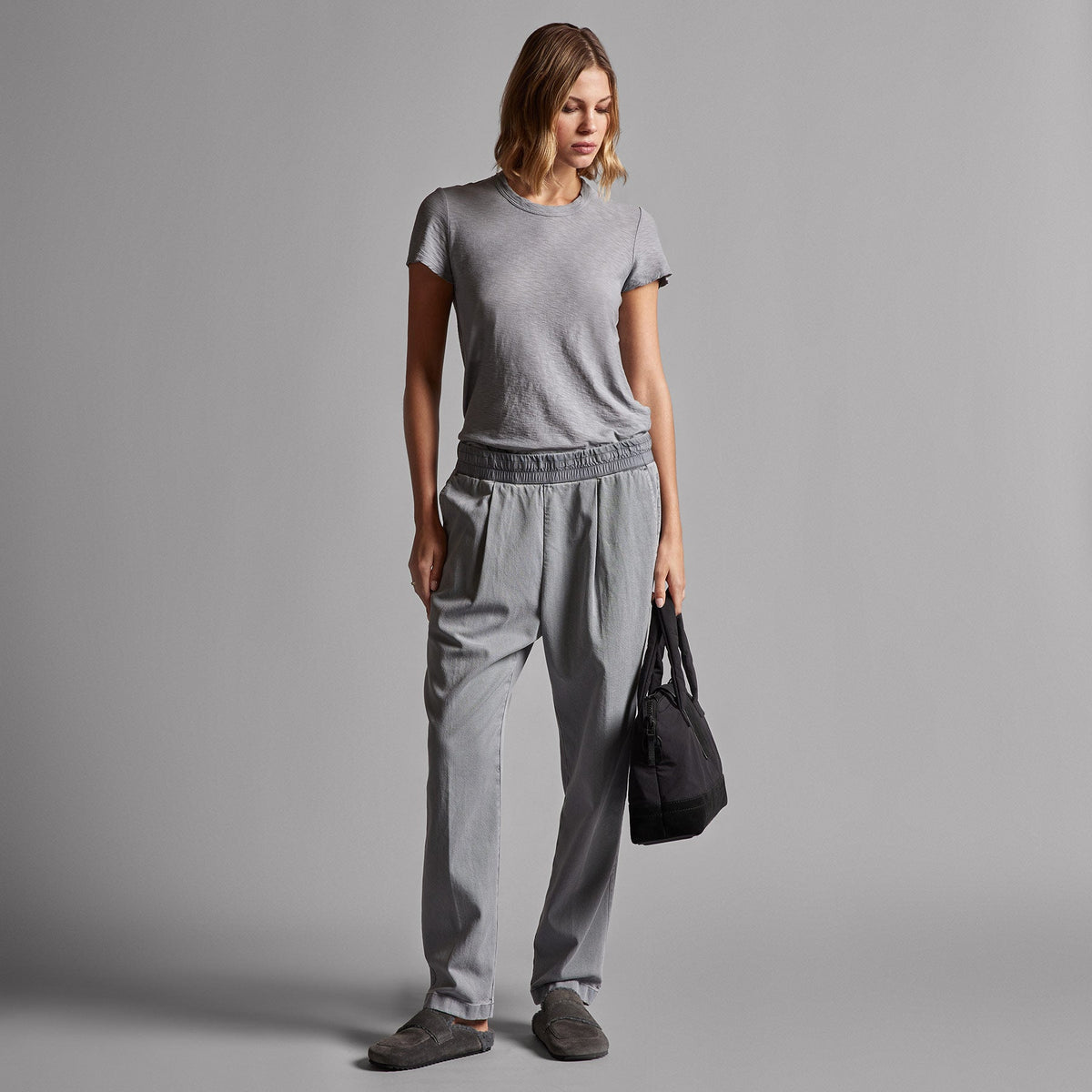 Single Pleat Relaxed Pant in Breeze Pigment | James Perse Los Angeles