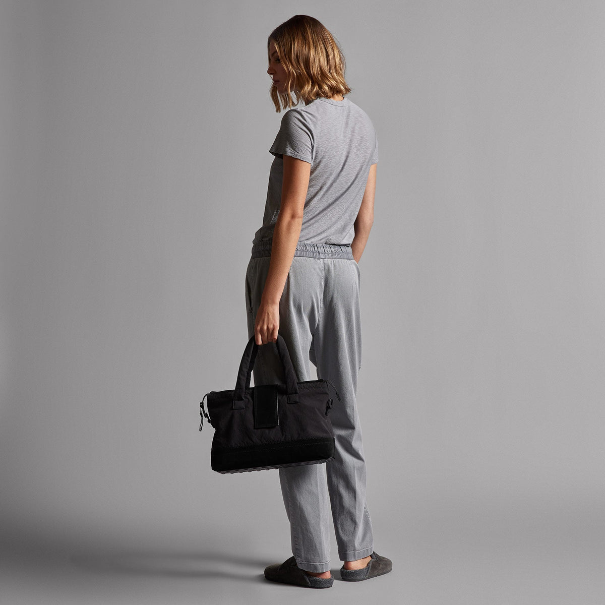 Single Pleat Relaxed Pant in Breeze Pigment | James Perse Los Angeles