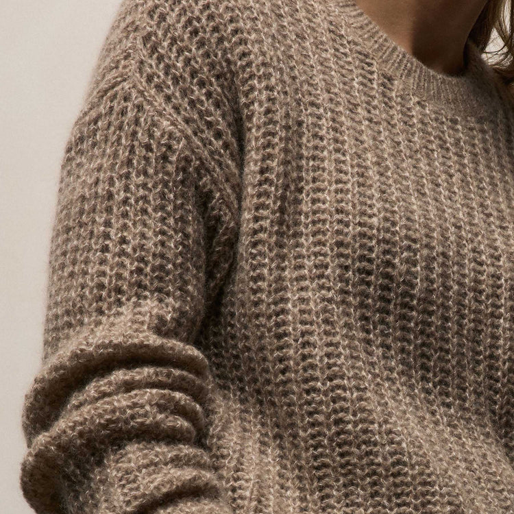 Cashmere Silk Marl Crew Neck in Grout Mix | James Perse Los Angeles