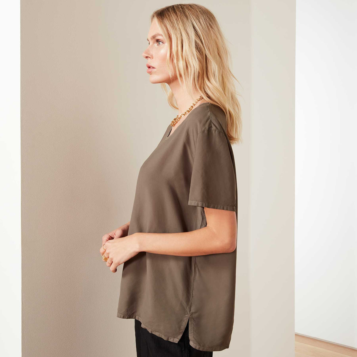 Matte Cupro Tee In Platoon | James Perse Los Angeles