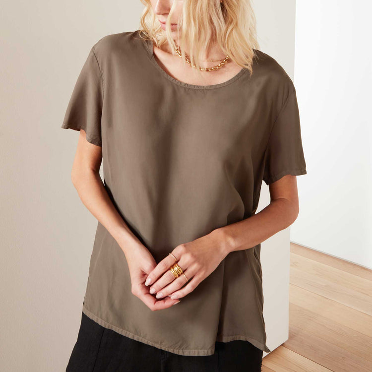 Matte Cupro Tee In Platoon | James Perse Los Angeles