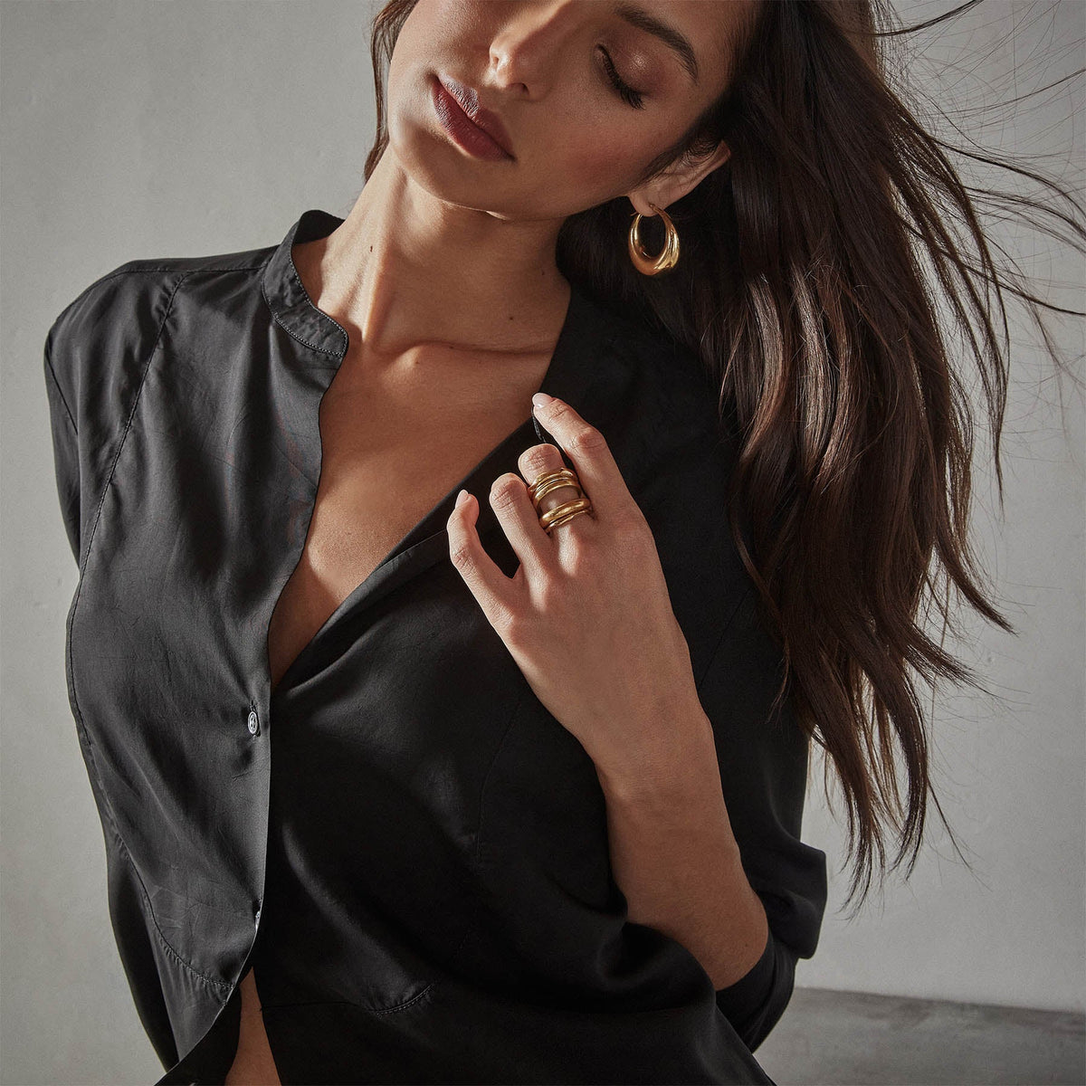 Tuxedo Shirt in Black | James Perse Los Angeles