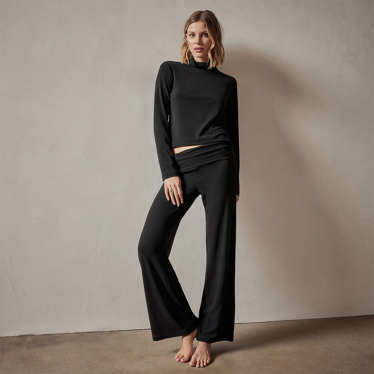 Wide Leg Lounge Pant in Black | James Perse Los Angeles