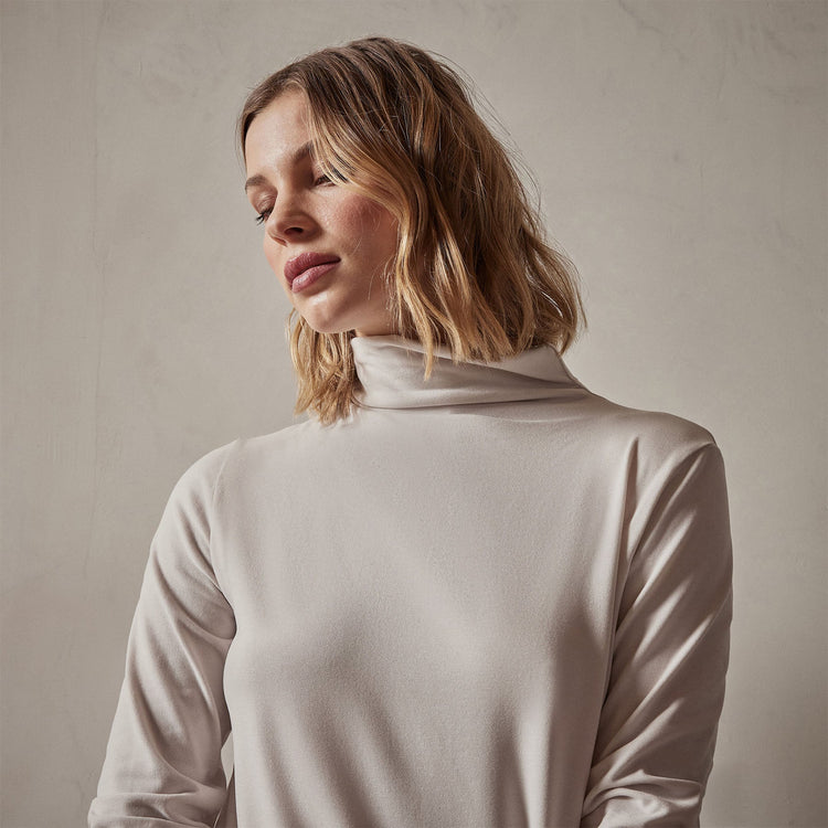 Sueded Stretch Turtleneck in Stone | James Perse Los Angeles